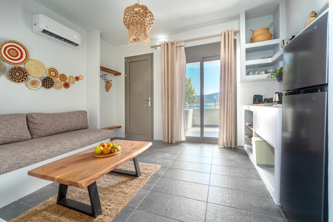 La Perla Suites Agioi Apostoloi  Exteriér fotografie