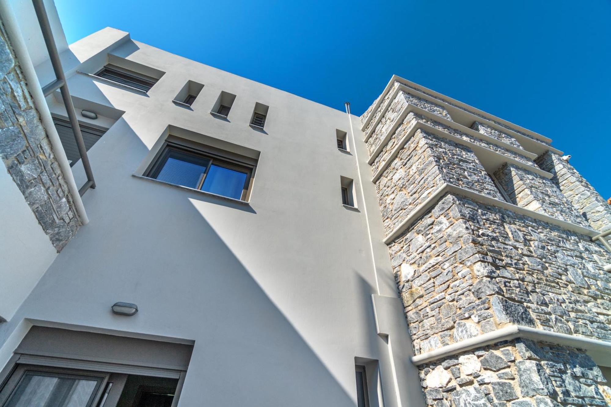 La Perla Suites Agioi Apostoloi  Exteriér fotografie