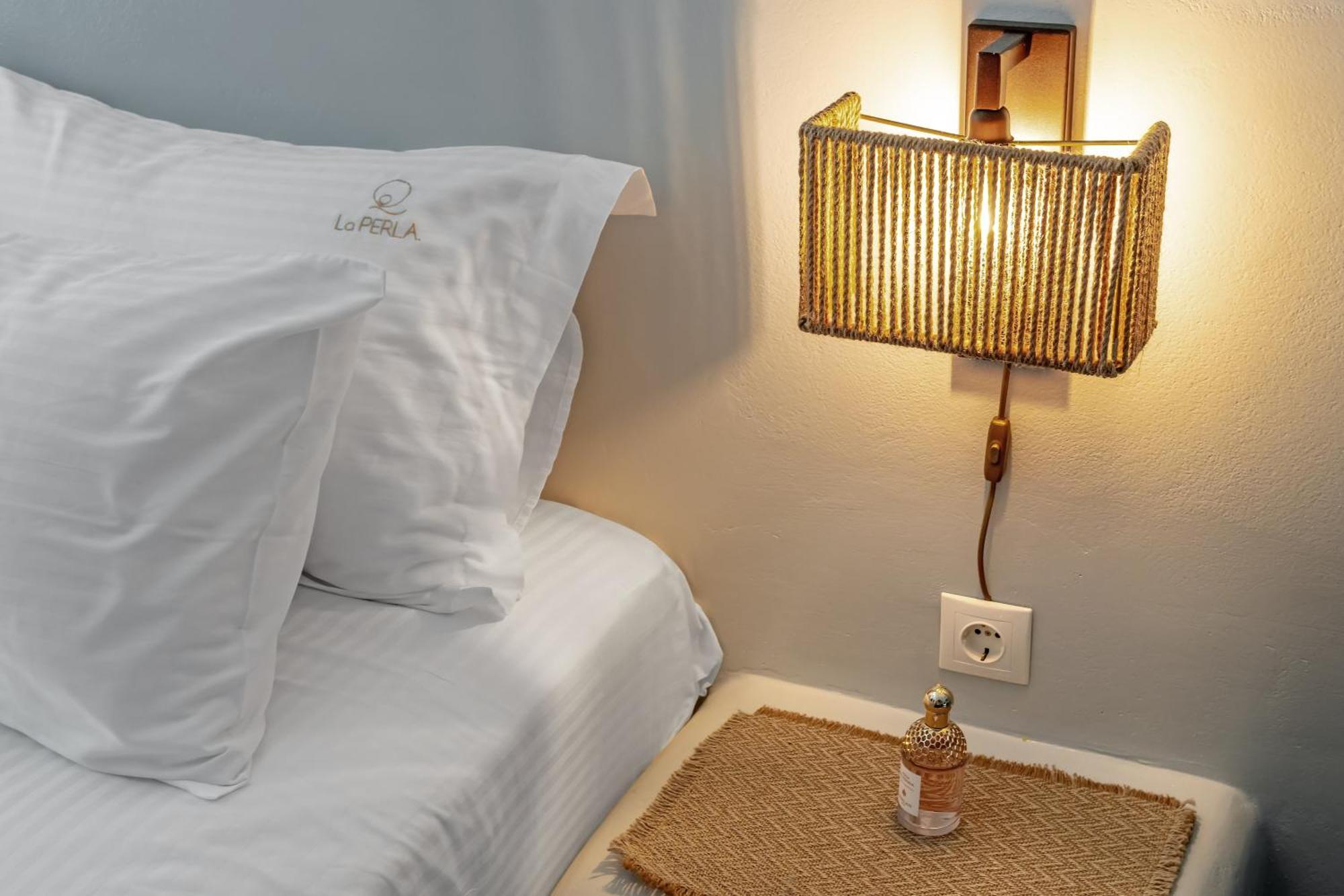La Perla Suites Agioi Apostoloi  Exteriér fotografie
