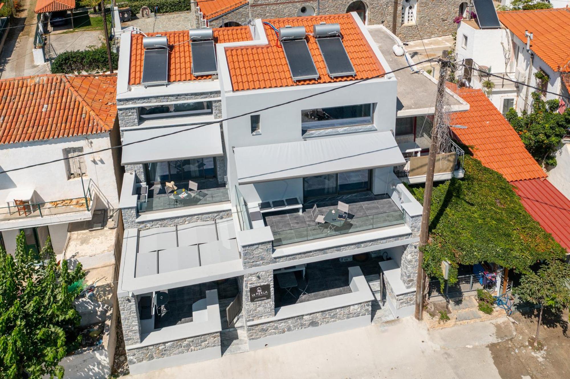 La Perla Suites Agioi Apostoloi  Exteriér fotografie